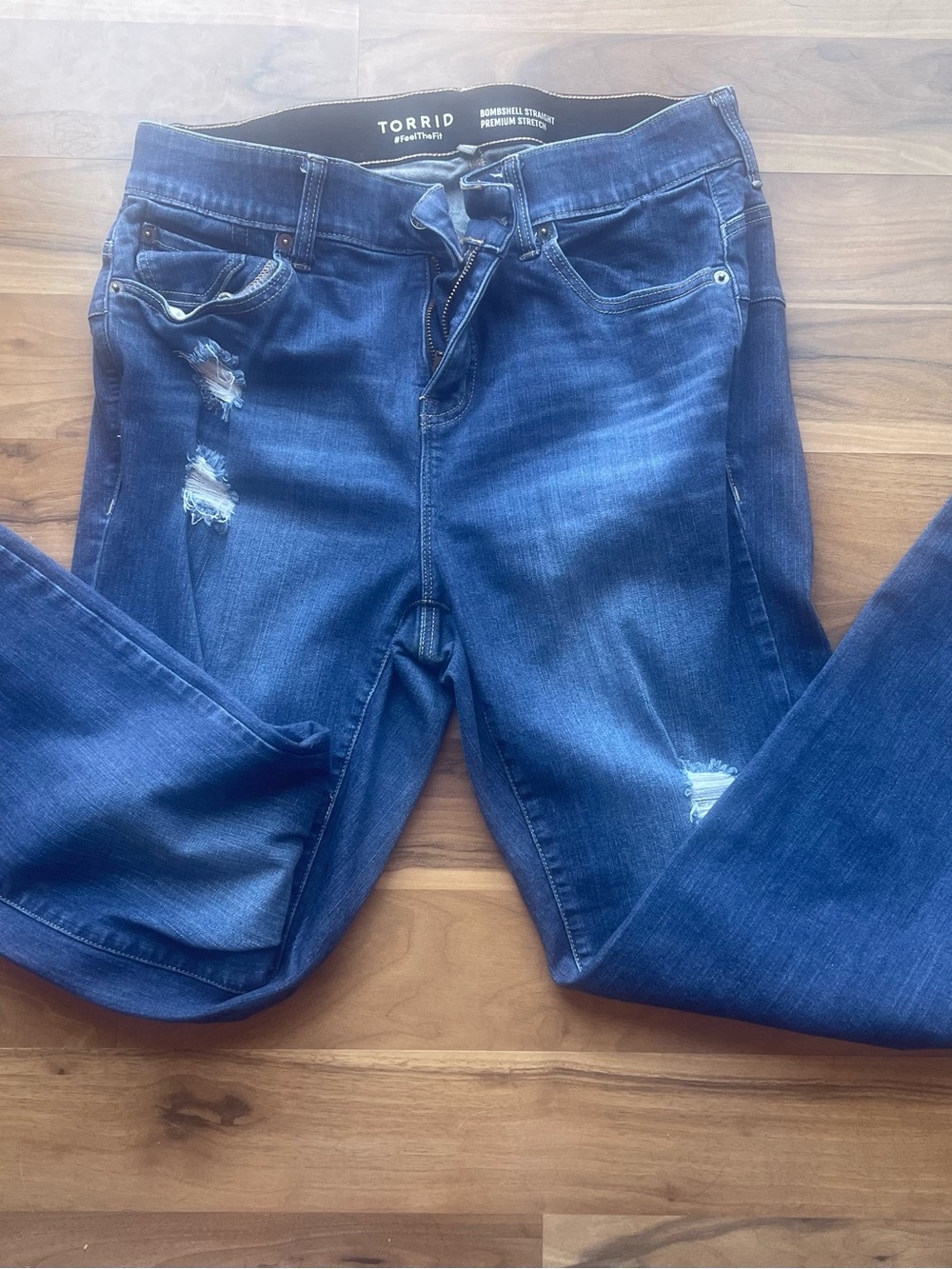 torrid Light Blue Bombshell Straight Premium Stretch Jeans